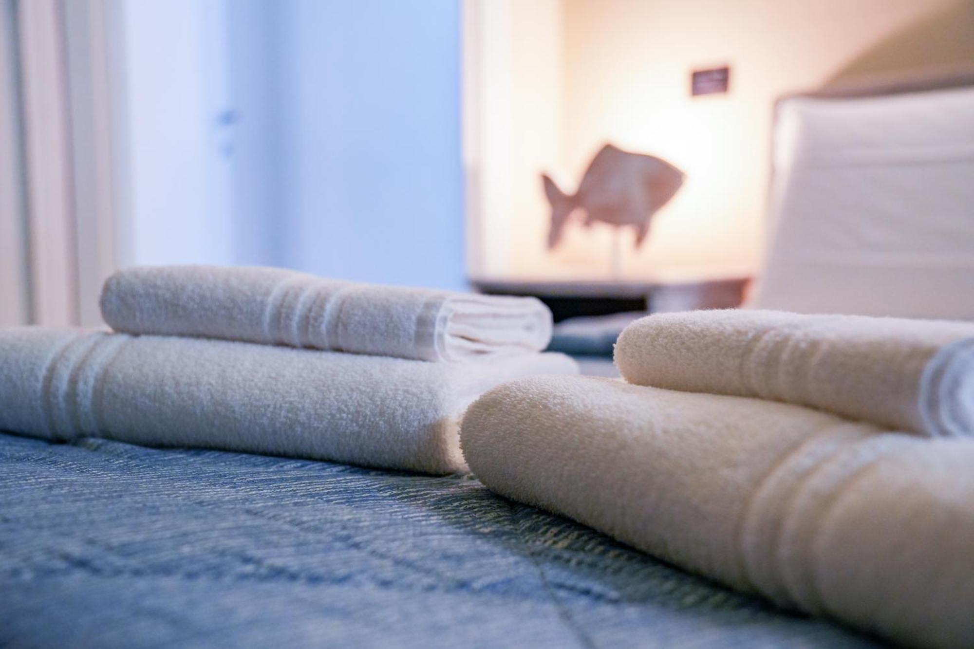 White Lerici Hotel Ngoại thất bức ảnh