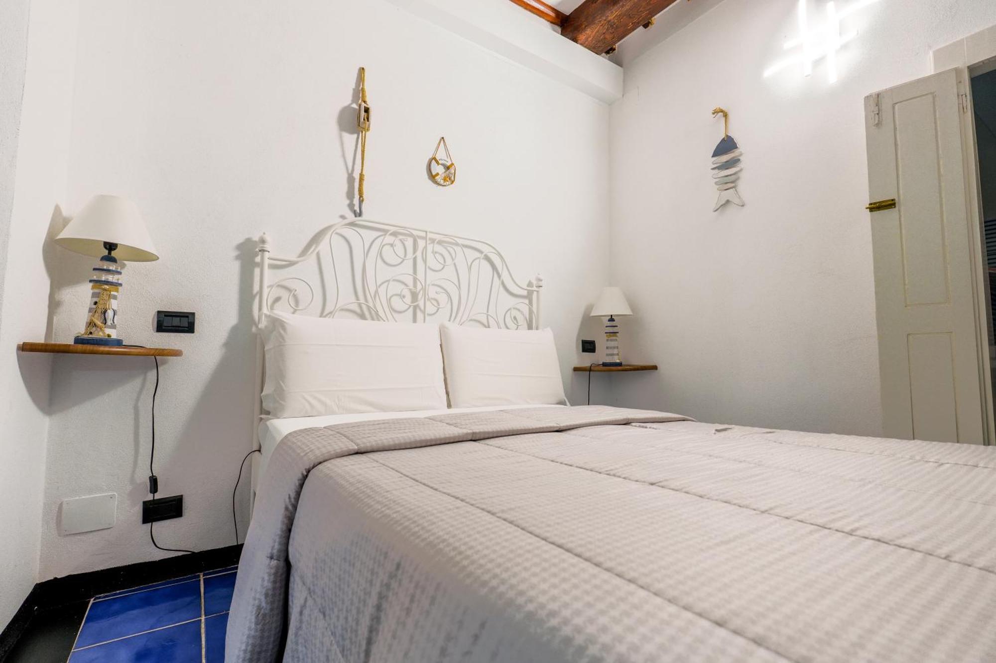 White Lerici Hotel Ngoại thất bức ảnh